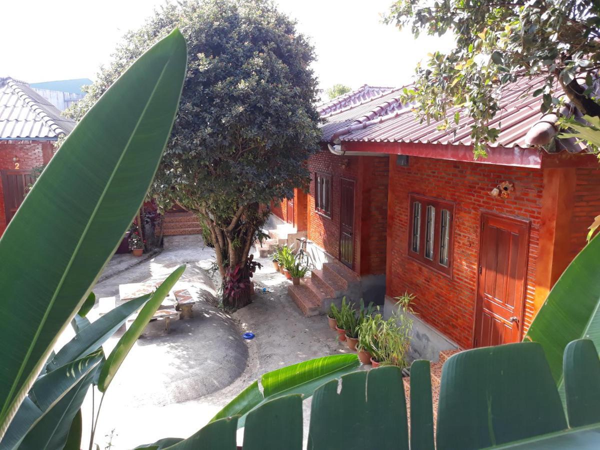 Kongkeo Guesthouse Муанг-Пхонсаван Экстерьер фото